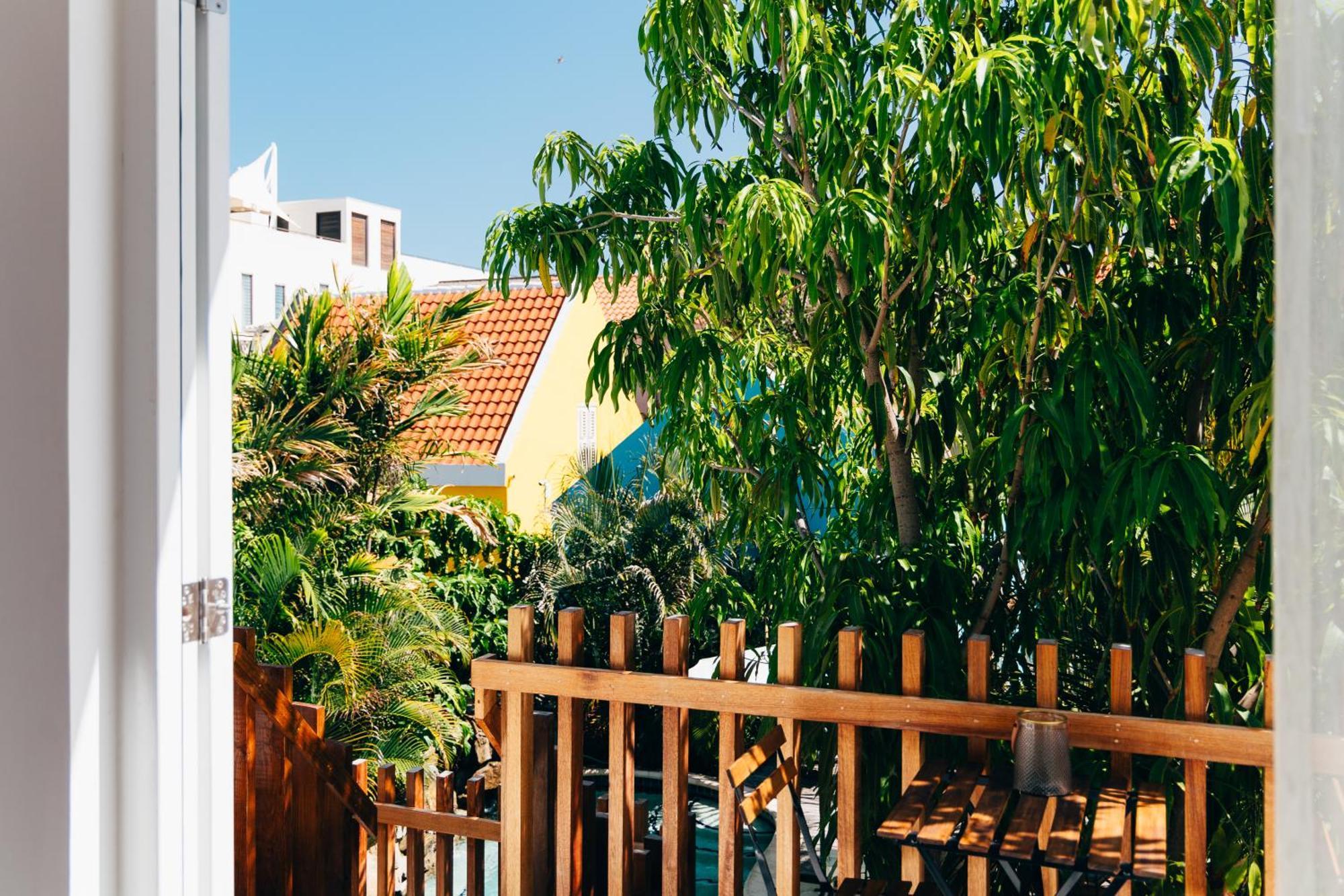 Pietermaai Oasis Aparthotel Willemstad Exterior foto
